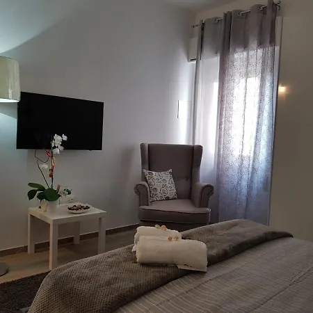 B&b21 *